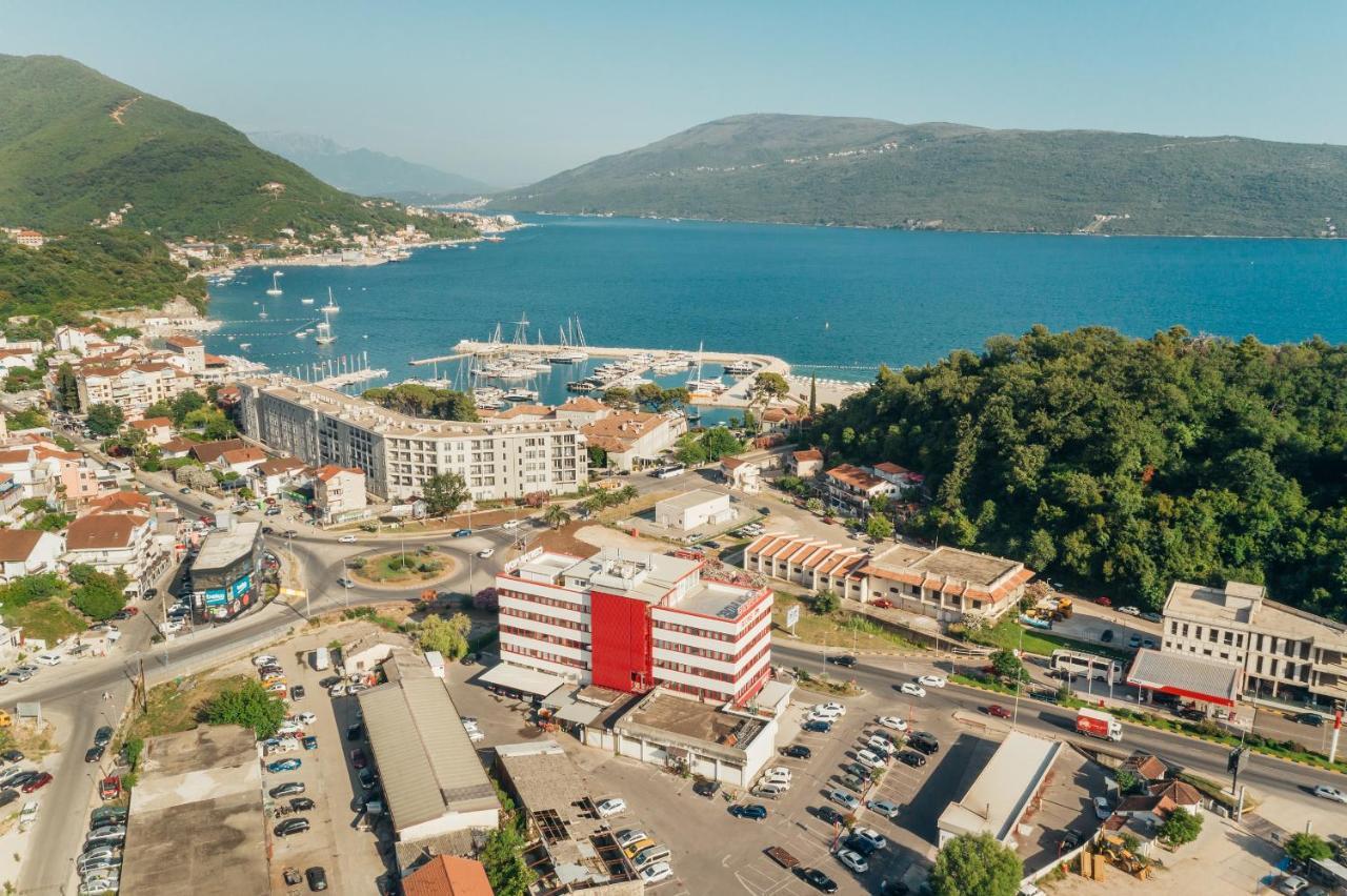 Centar Novi Hotel Herceg Novi Ngoại thất bức ảnh