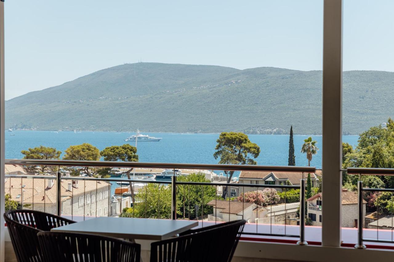 Centar Novi Hotel Herceg Novi Ngoại thất bức ảnh