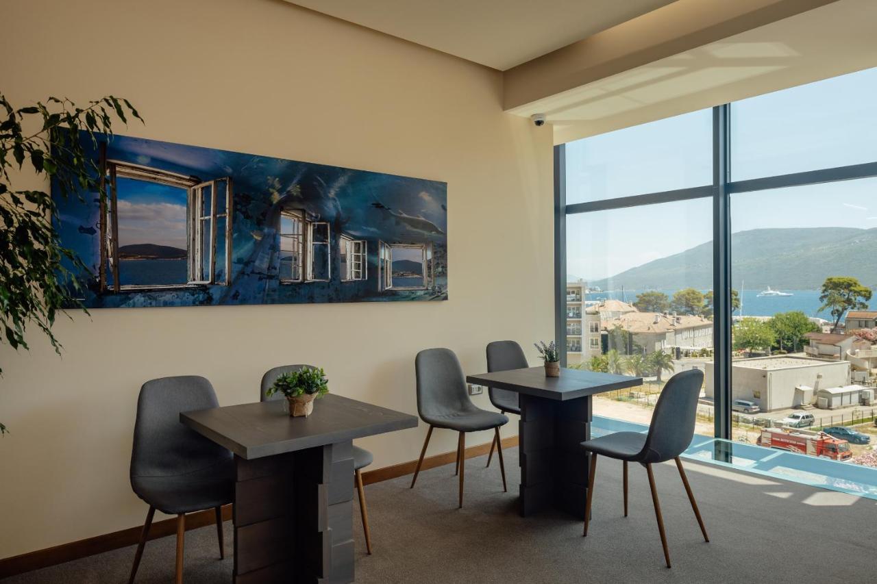 Centar Novi Hotel Herceg Novi Ngoại thất bức ảnh