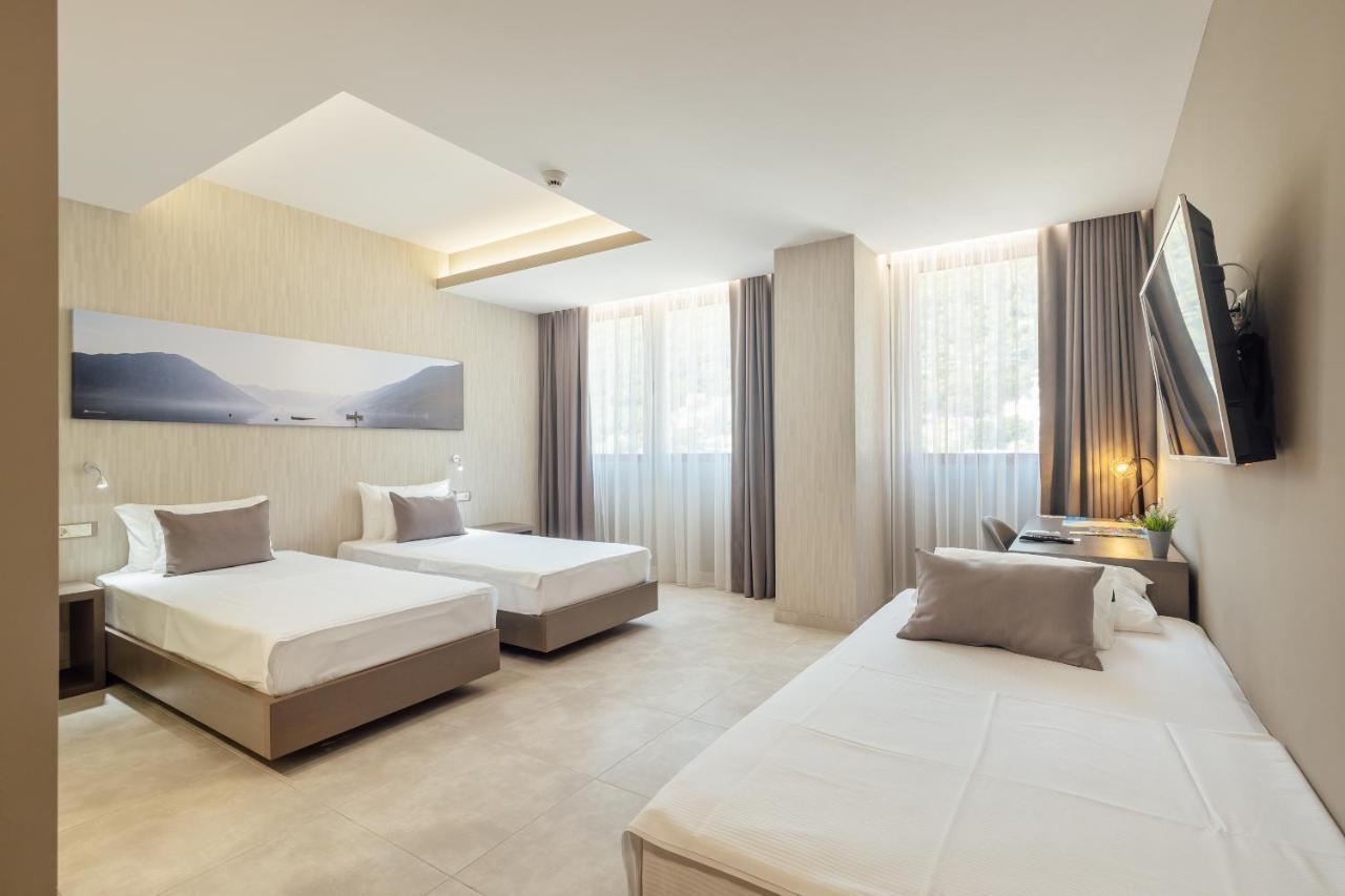 Centar Novi Hotel Herceg Novi Ngoại thất bức ảnh
