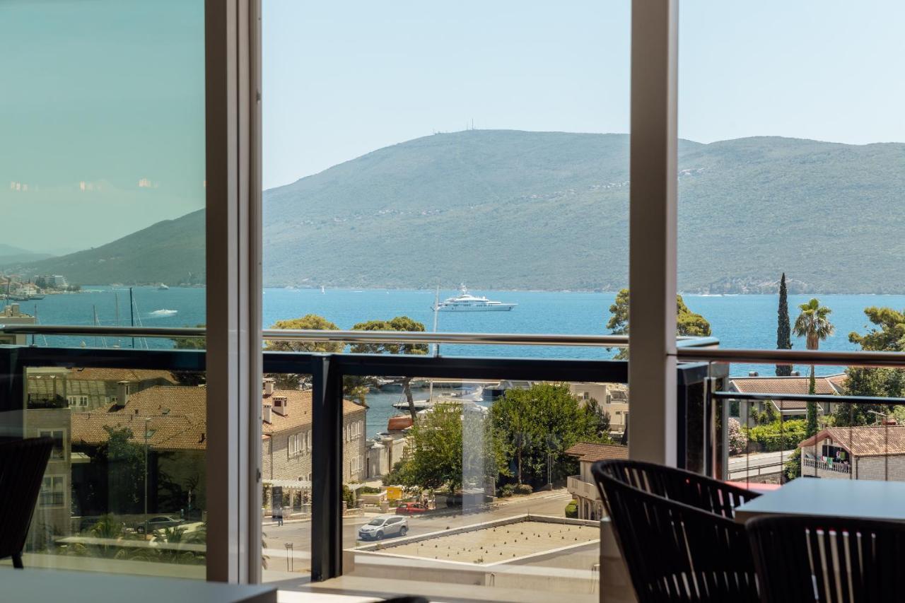 Centar Novi Hotel Herceg Novi Ngoại thất bức ảnh