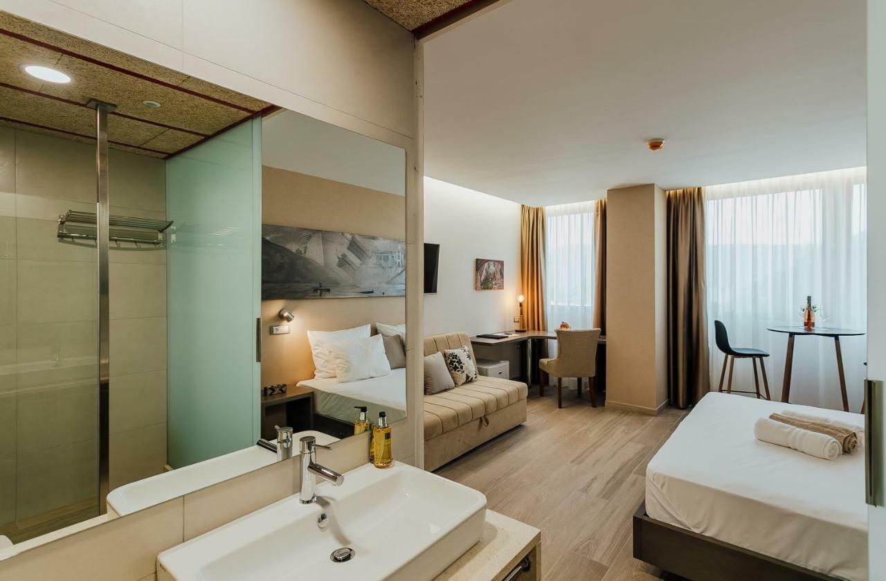 Centar Novi Hotel Herceg Novi Ngoại thất bức ảnh