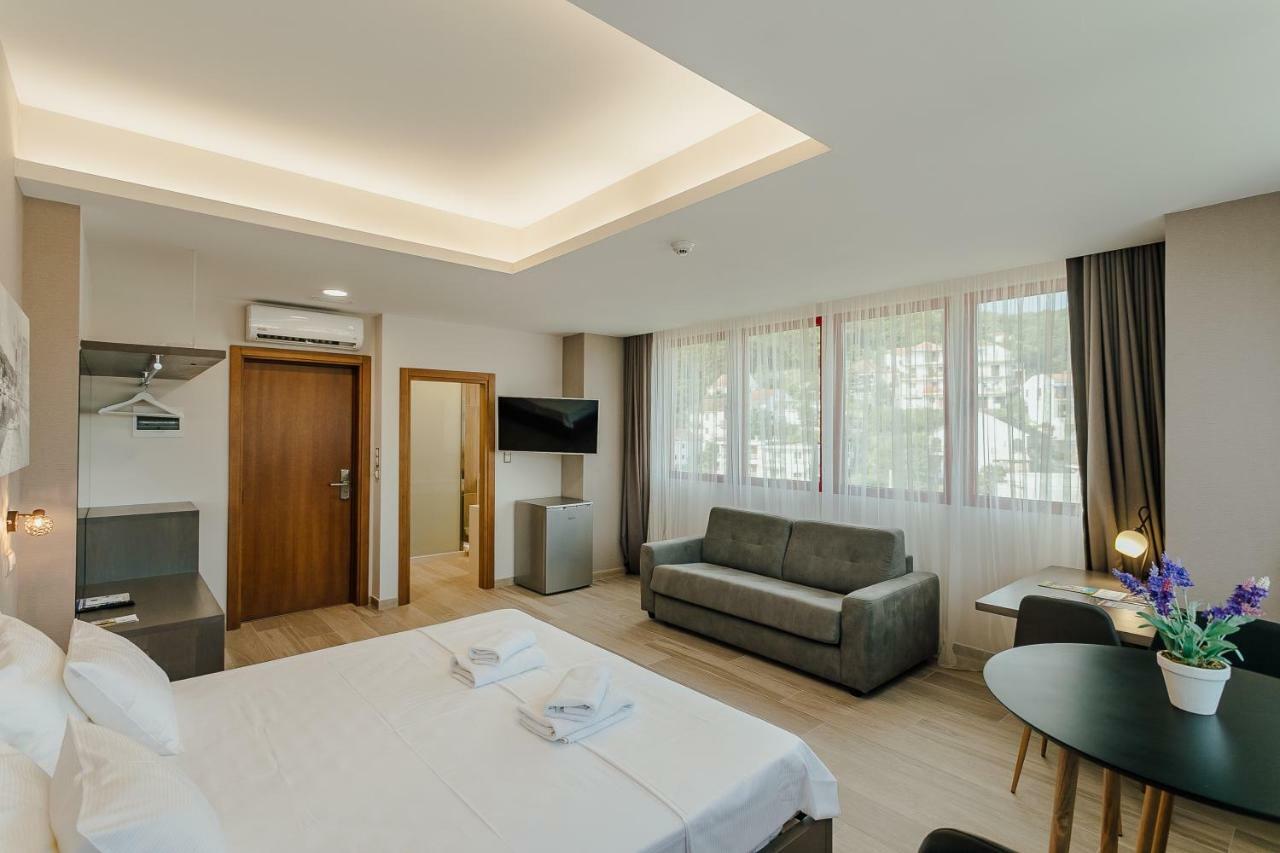 Centar Novi Hotel Herceg Novi Ngoại thất bức ảnh