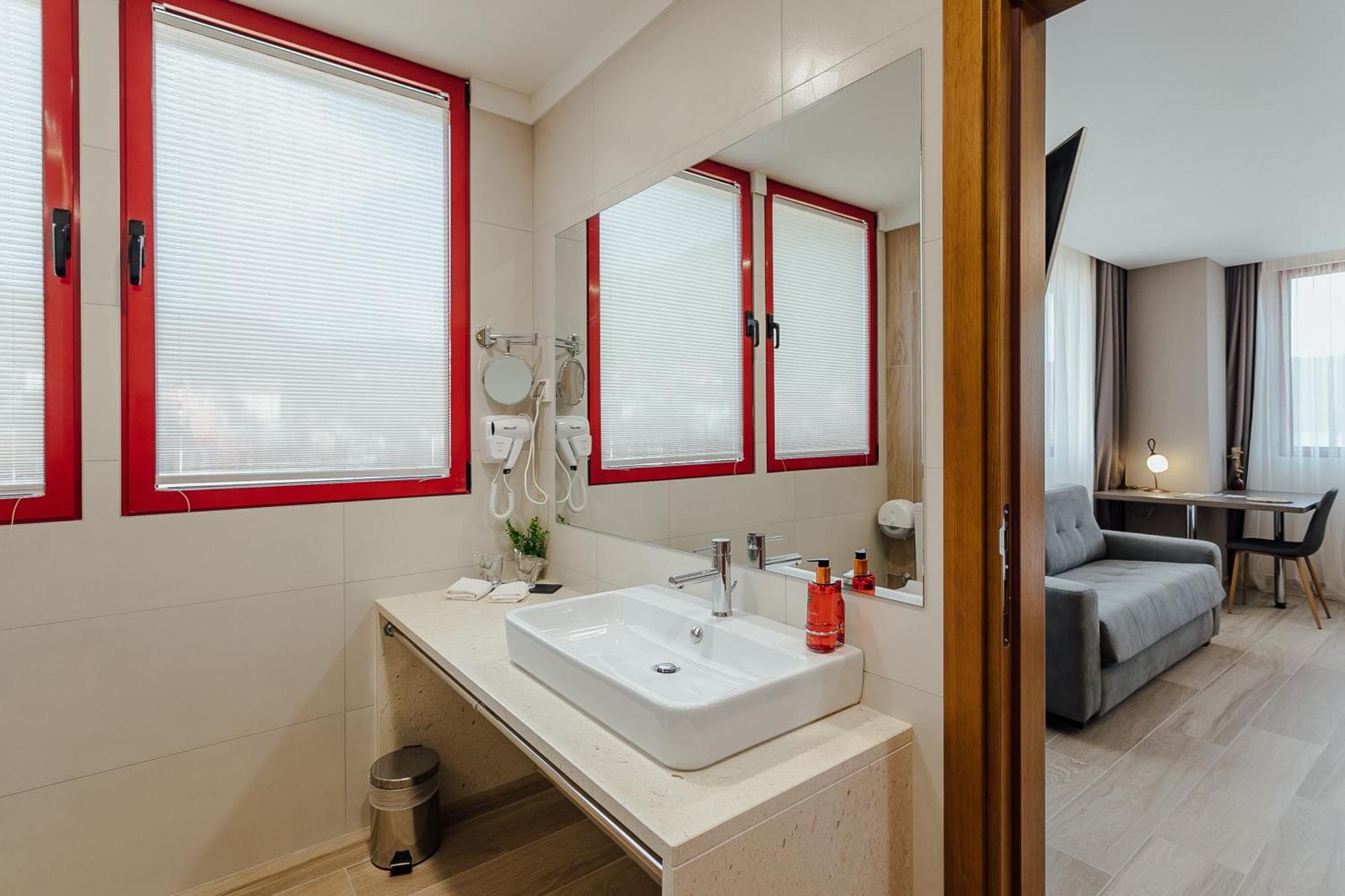 Centar Novi Hotel Herceg Novi Ngoại thất bức ảnh